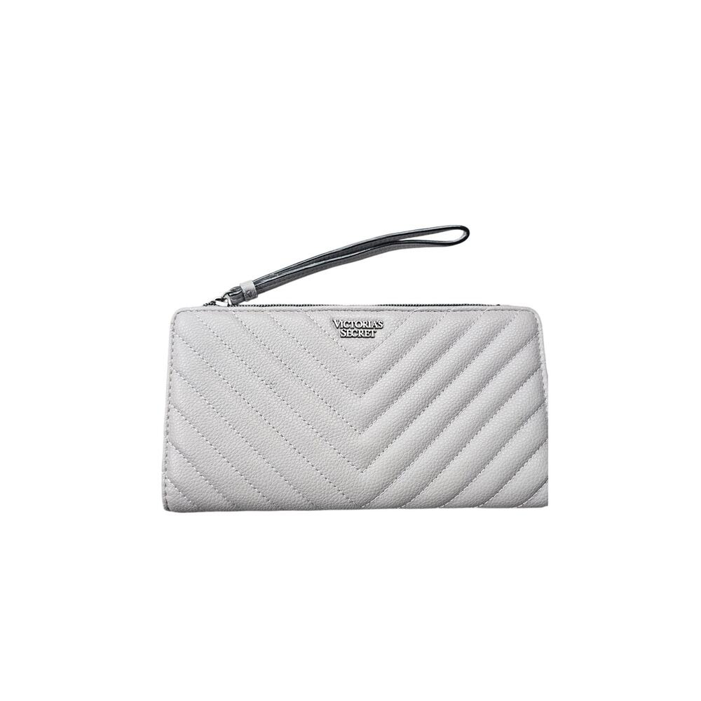 Victoria’s Secret Gray Pebbled V Quilt Zip Wallet‎